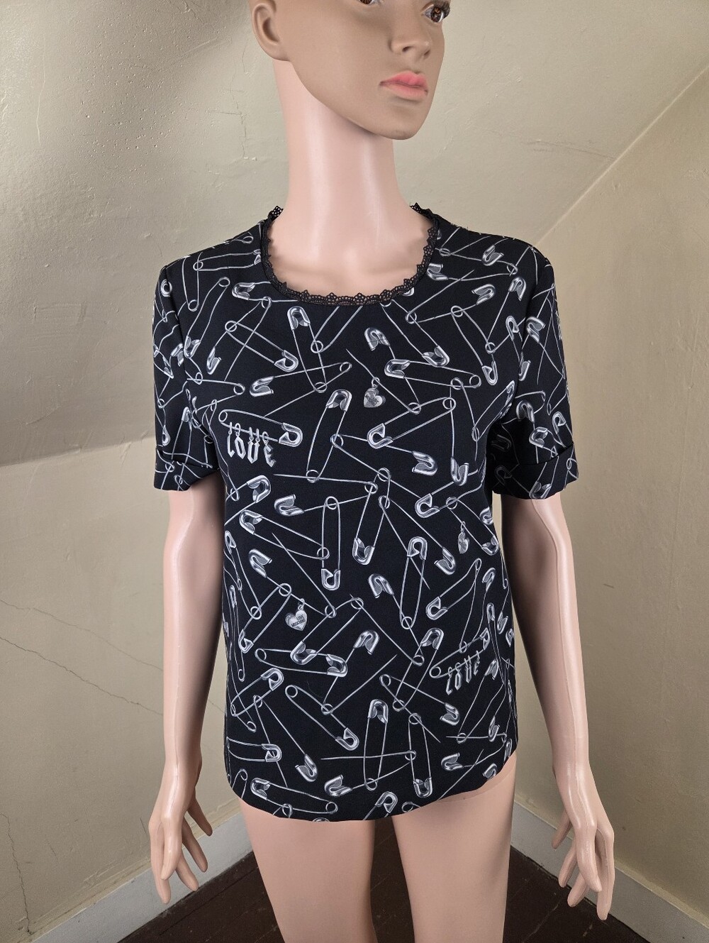 Love Moschino Safety Pin Print Top Black White Lace Trim Stretch Tee Size US 4